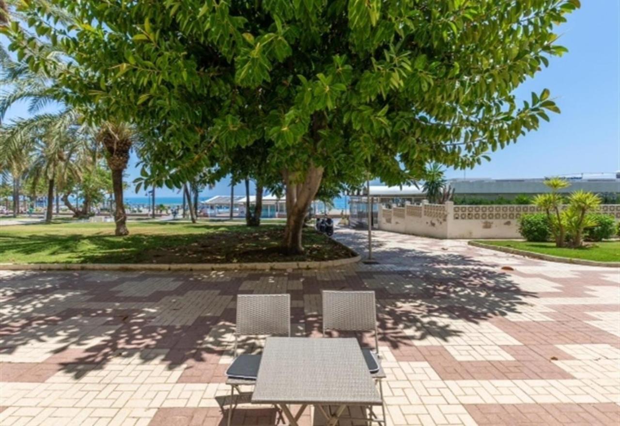 Beach Apartment Montemarcarihuela トレモリノス エクステリア 写真
